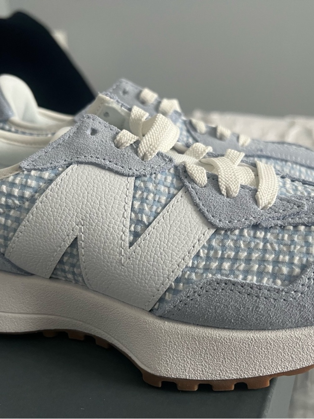 New Balance Gingham sneakers NIB - Picture 9 of 9